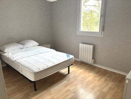 Location Appartement 4 pièces 84m² VILLEURBANNE 69100 - Photo 5