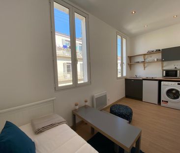 Location appartement Marseille 7ème (13007) - Photo 4