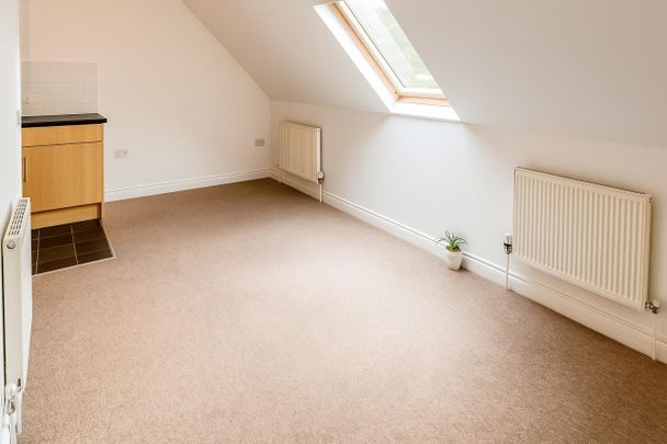 BPC02337 Hudds Vale Road, Bristol, BS5 - Photo 1