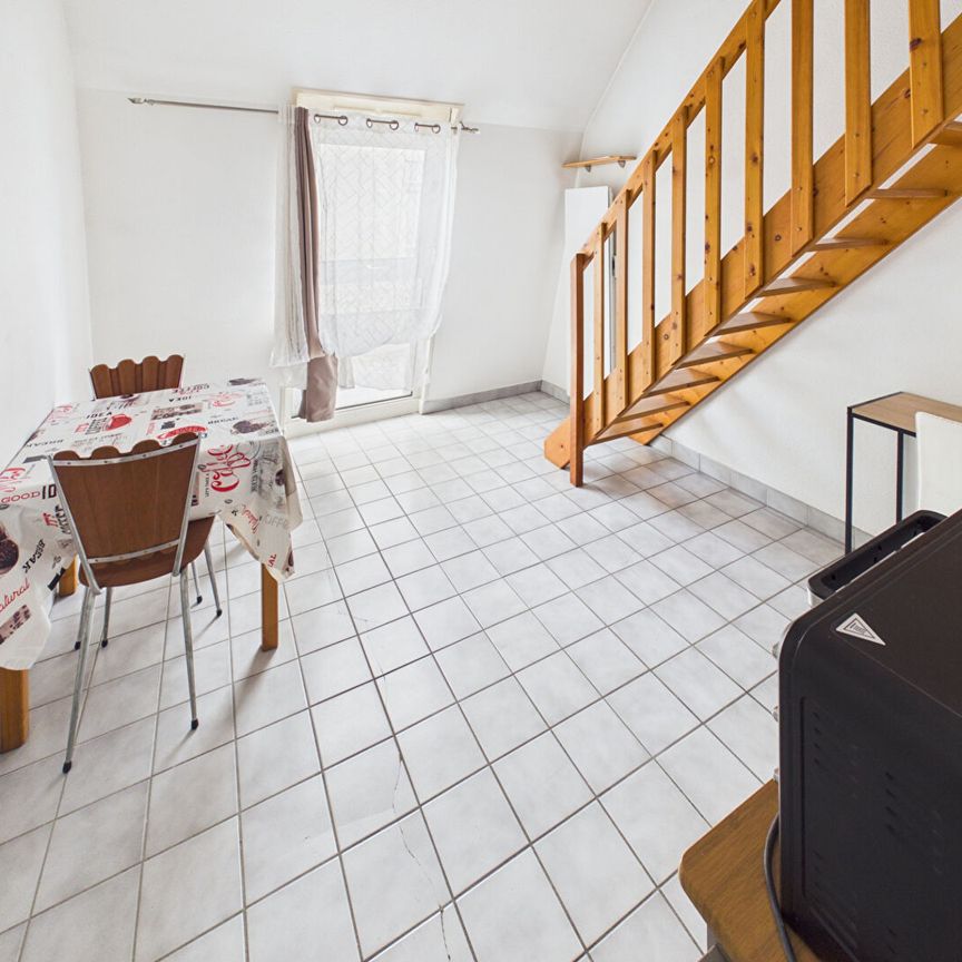 Location Appartement 1 pièce 21m² - Photo 1