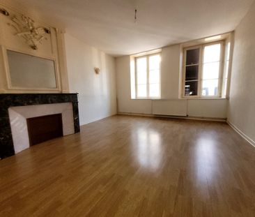 Location Appartement 4 pièces 108m² - Photo 4