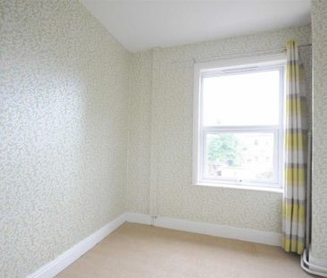 3 bedroom end of terrace house to rent - Photo 6