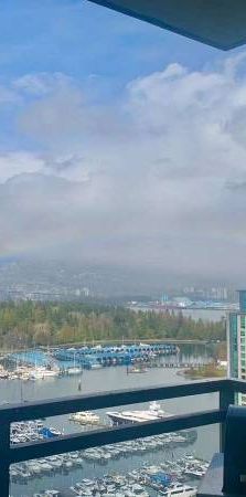 Coal Harbour Exceptional 3-Bedroom Corner Unit with Breathtaking Views - Photo 1