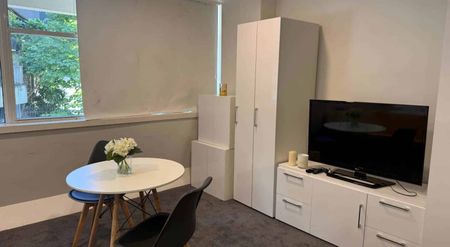 Studio apartment in the heart of CBD - Availab... - Photo 5