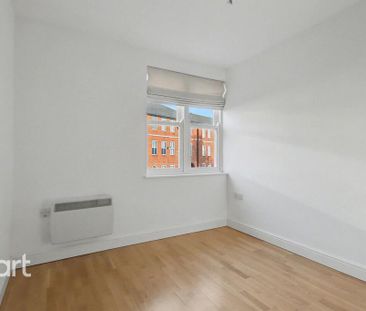 2 bedroom apartment to rent - Photo 4