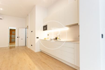 Studio/Office for rent in Vila de Gràcia - Photo 4