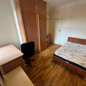 Room in a Shared House, Lytham Road, LE2 - Photo 2