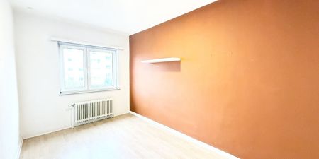 Appartement te huur in Oudergem voor € 1.300 met 2 slaapkamers - Photo 3