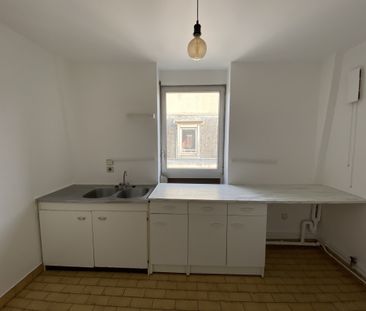 Location Appartement 3 pièces 86m² REIMS 51100 - Photo 1