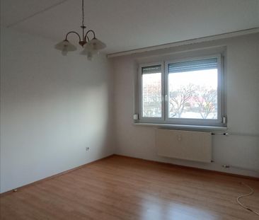 Kiadó felújított panel lakás - Székesfehérvár - Photo 5
