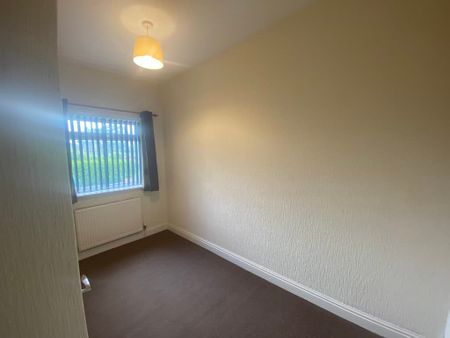 Furlong Road, Bolton Upon Dearne, S63 8HA - Photo 3