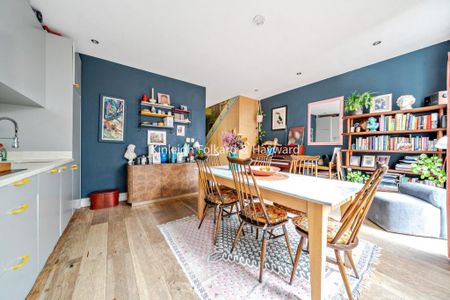 2 bedroom terraced house to rent - Photo 2