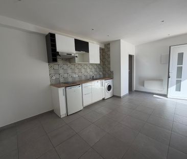 Location Appartement 1 pièce 18m² STE GENEVIEVE DES BOIS 91700 - Photo 1