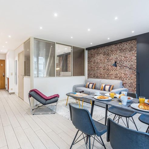 Rue Saint Denis - Photo 1