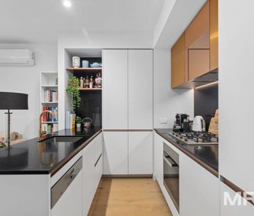 4611/228 La Trobe Street, Melbourne - Photo 6