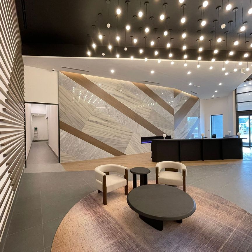 For Lease - 1037 The Queensway N/A Unit# 511, Toronto, Ontario - Photo 1