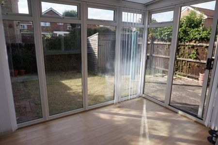 Old FlettonFletton Fields, PE2 9DW, Peterborough - Photo 2
