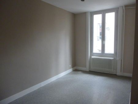 APPARTEMENT T8 A LOUER - Photo 3