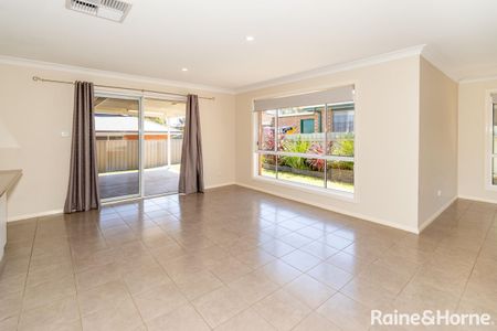 1/24 Dove Street, Mount Austin, NSW 2650 - Photo 2