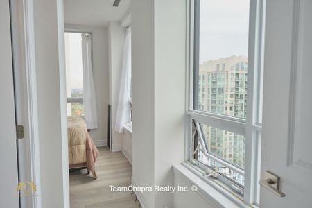 For Lease - 36 Elm Drive Unit# 3005, Mississauga, Ontario - Photo 4