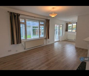 2 bedroom bungalow to rent - Photo 4