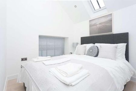 Burnham Road, Bath, Somerset, BA2 - Photo 3