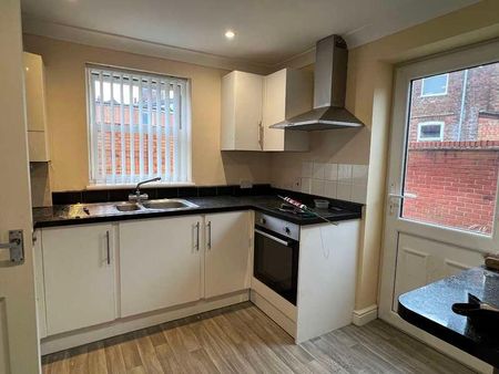 Prince Street, Wisbech, PE13 - Photo 3