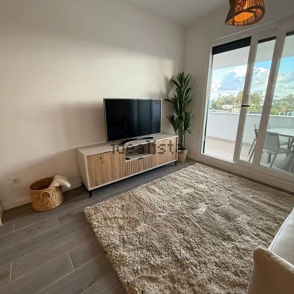 Alquiler de piso en Calle Segismundo Moret s/n - Photo 1