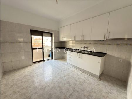 Apartamento T2 em Setúbal - Photo 2