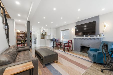For Lease - 118 Bogert Avenue Unit# Upper, Toronto, Ontario - Photo 3