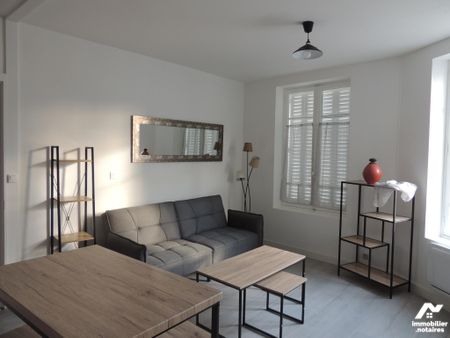 Appartement T2 meublé, centre bourg - Photo 2