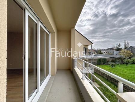 Location Appartement 3 pièces 51m² ST LO 50000 - Photo 5
