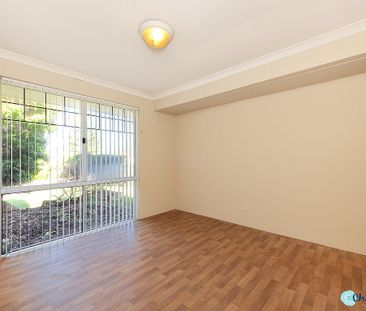 LARGE FAMILY HOME 5 MINUTES FROM THE BEACH! - Photo 5