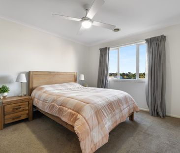 THREE BEDROOM DELIGHT - Photo 6