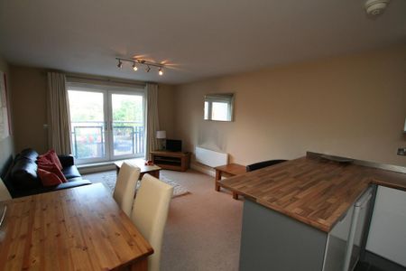 2 bedroom apartment to rent - Photo 2