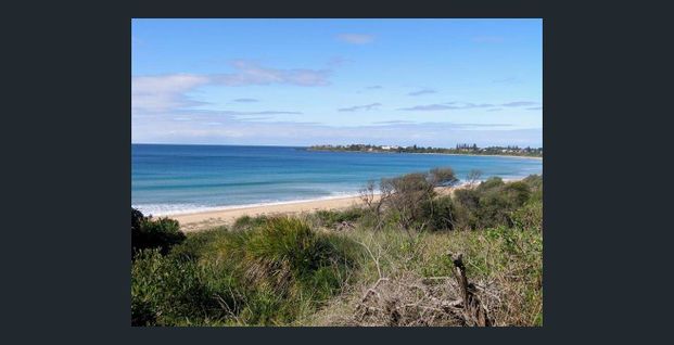 3 Bedroom - Low Maintenance - Walk to Shops & Beach - Photo 1