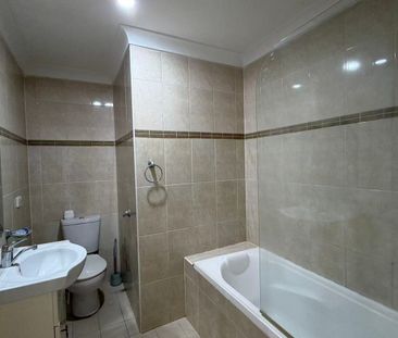 Freshly Painted 2 Bedroom + Study Apartment in the Heart of Campsie - Photo 6