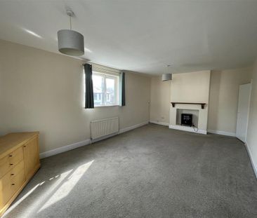 2 bedroom duplex to rent - Photo 4