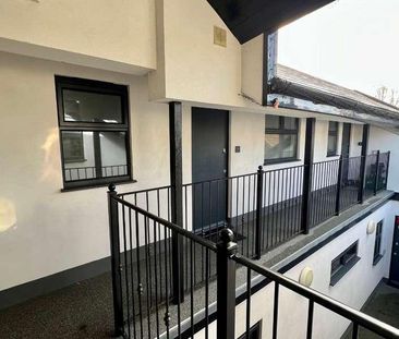 Midsomer Norton, Radstock, BA3 - Photo 5