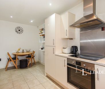 3 bedroom house to rent Granada Way, Leamington Spa, Warwickshire, ... - Photo 5