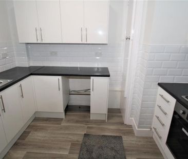 2 bedroom maisonette to rent - Photo 5