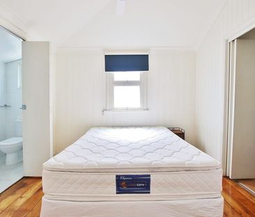 Furnished three bedroom home in The Range! - Photo 5