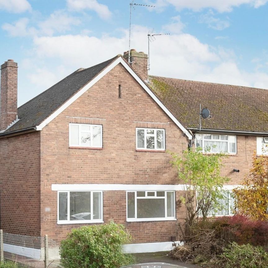 4 bedroom House To Let Total Size: 958 SQ FT - Photo 1