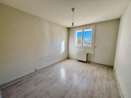 APPARTEMENT T3 A LOUER A ROANNE - EDGAR QUINET - Photo 3