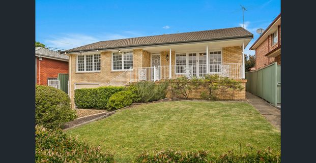 Delightful Family Home in Quiet Setting - Photo 1