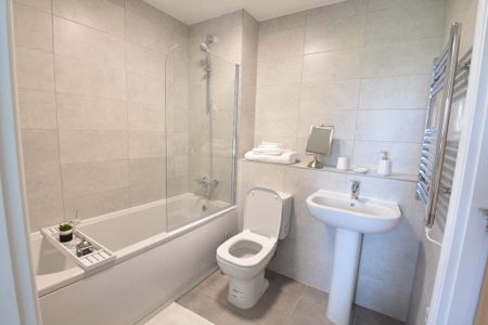 2 bedroom apartment to rent - Photo 5