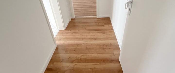 Neu renovierte 2-Zimmer-Wohnung mit Badewanne in Dortmund-Borsigplatz - Photo 1