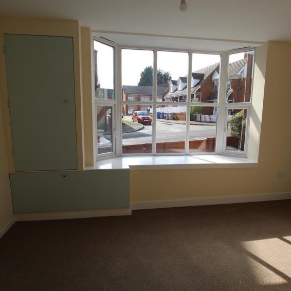 1 Bedroom Flat to Rent in Bath Road, Kettering, Northants, NN16 - Photo 1