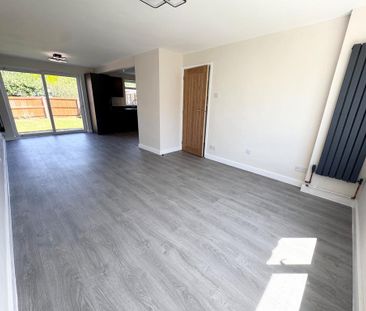 3 bedroom property to rent - Photo 3