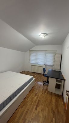 Vilă individuală de închiriat în Pipera – Drumul Potcoavei | 6 camere - Photo 1